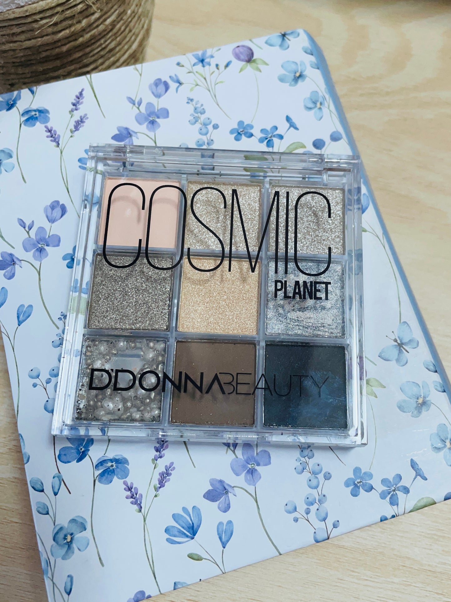 Mini Palette de Fards à Paupières ✨