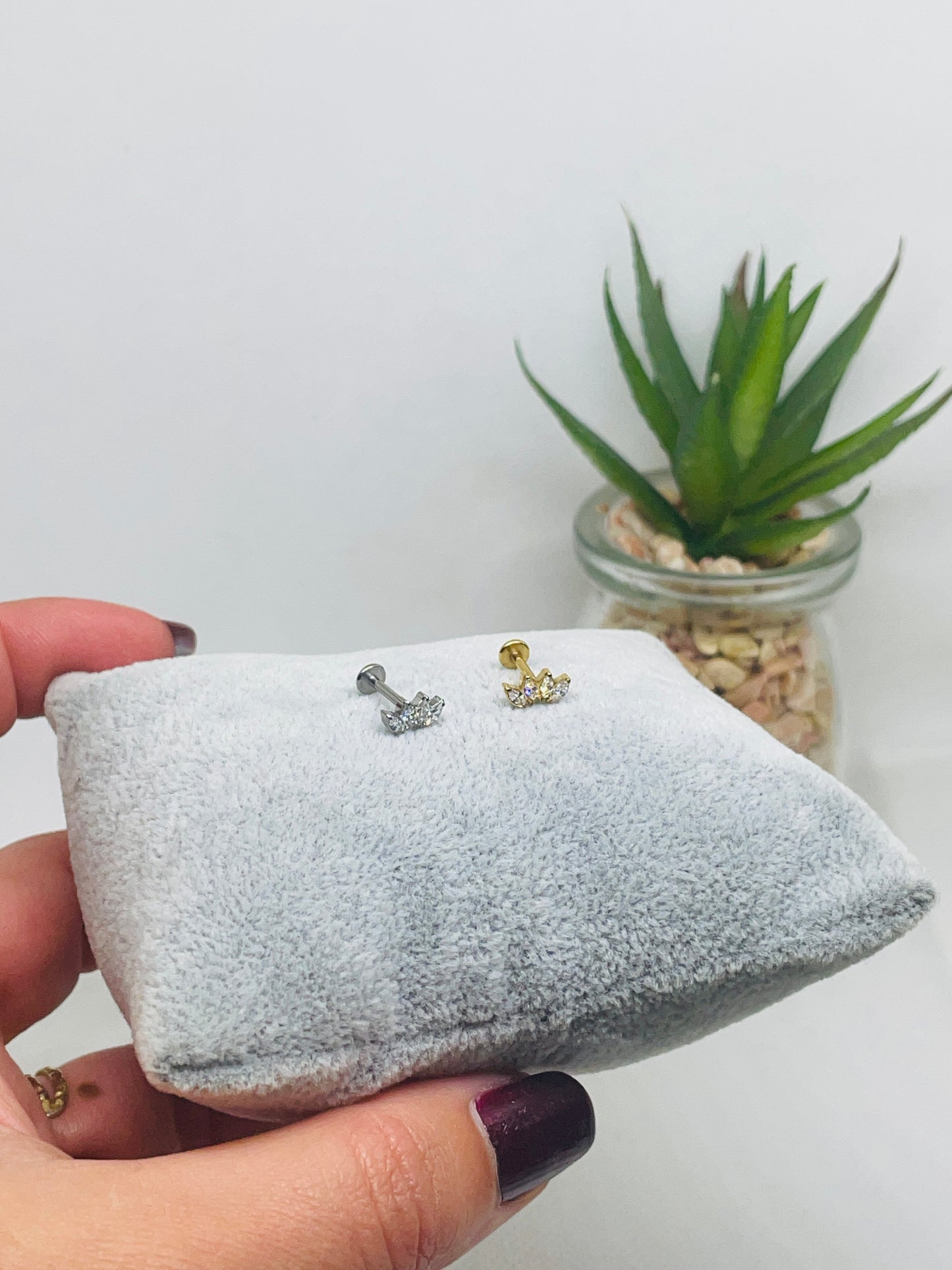 Piercing pétale strass