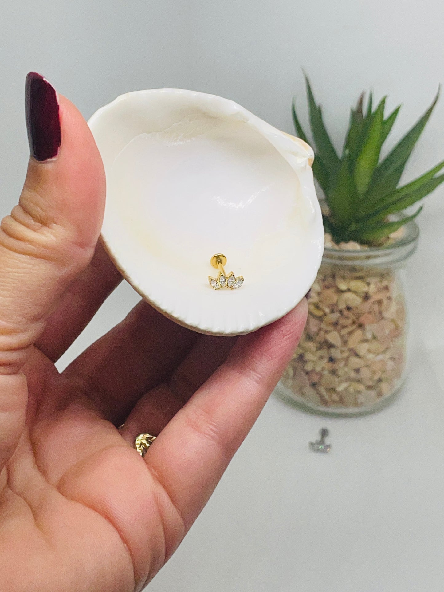 Piercing pétale strass