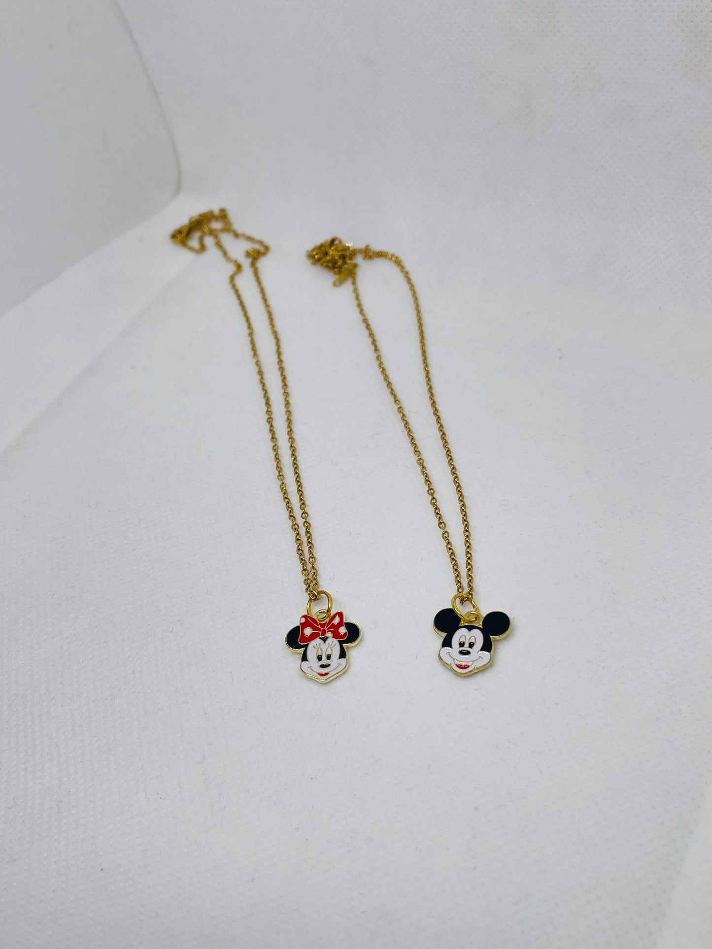 Collier Mickey / Minnie