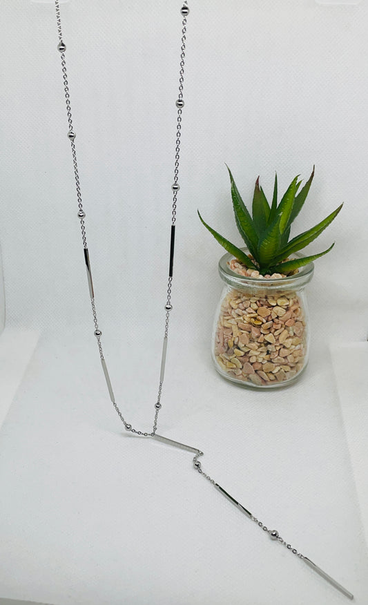 Collier Lara