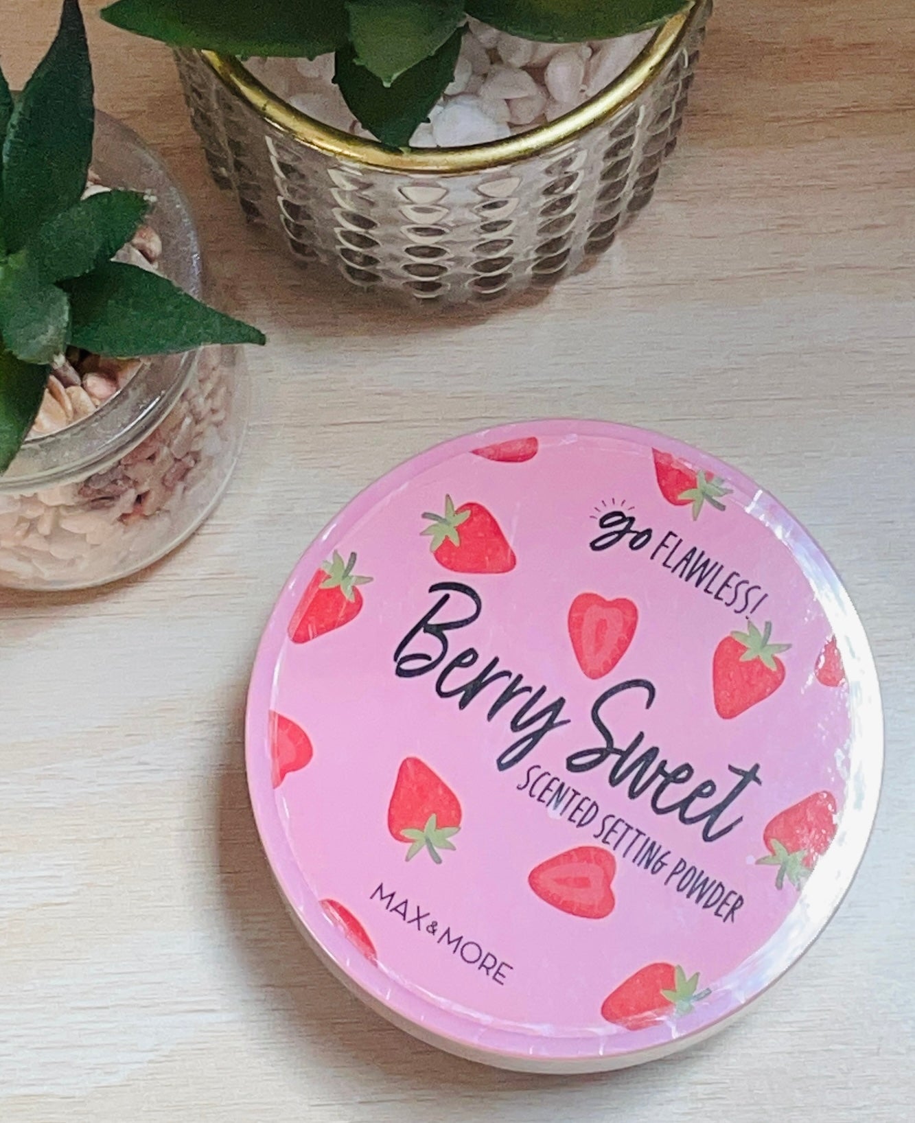 Poudre Fixatrice – Finition Veloutée & Longue Tenue