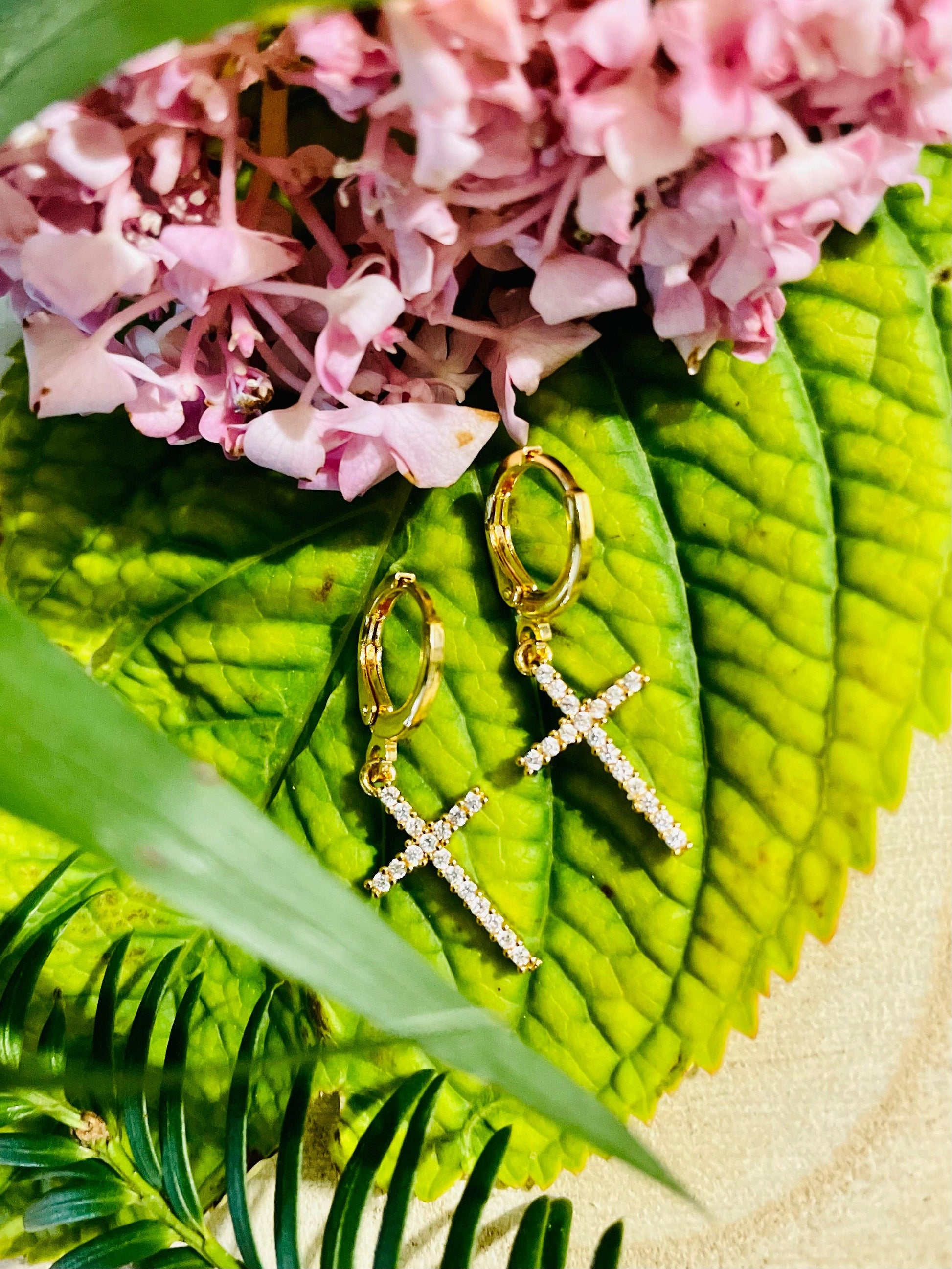 Boucles D'oreilles Croix En Acier Inoxydable Et Plaqué Or - Andreia Bijoux