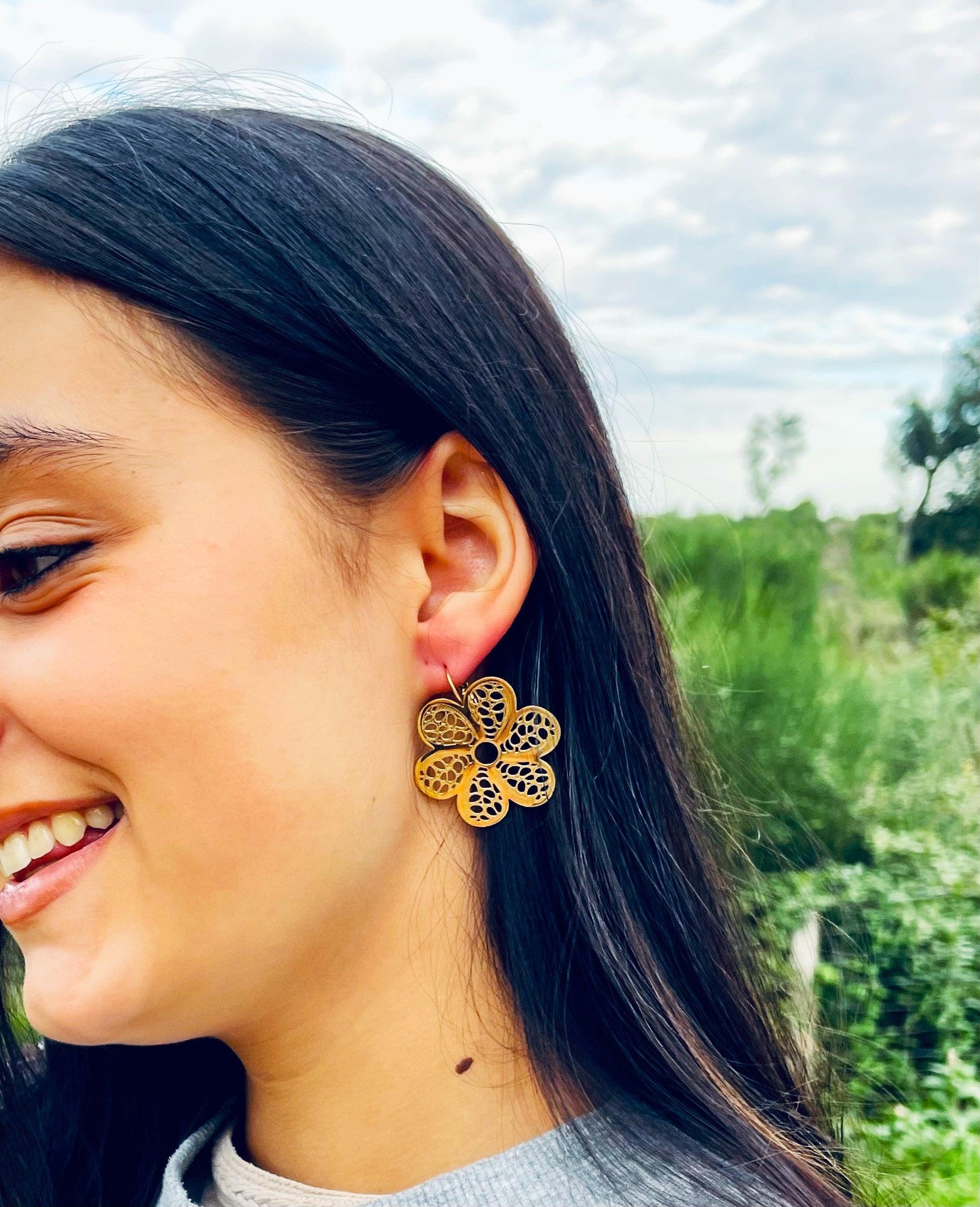 Boucles D'oreilles Fleur - Andreia Bijoux