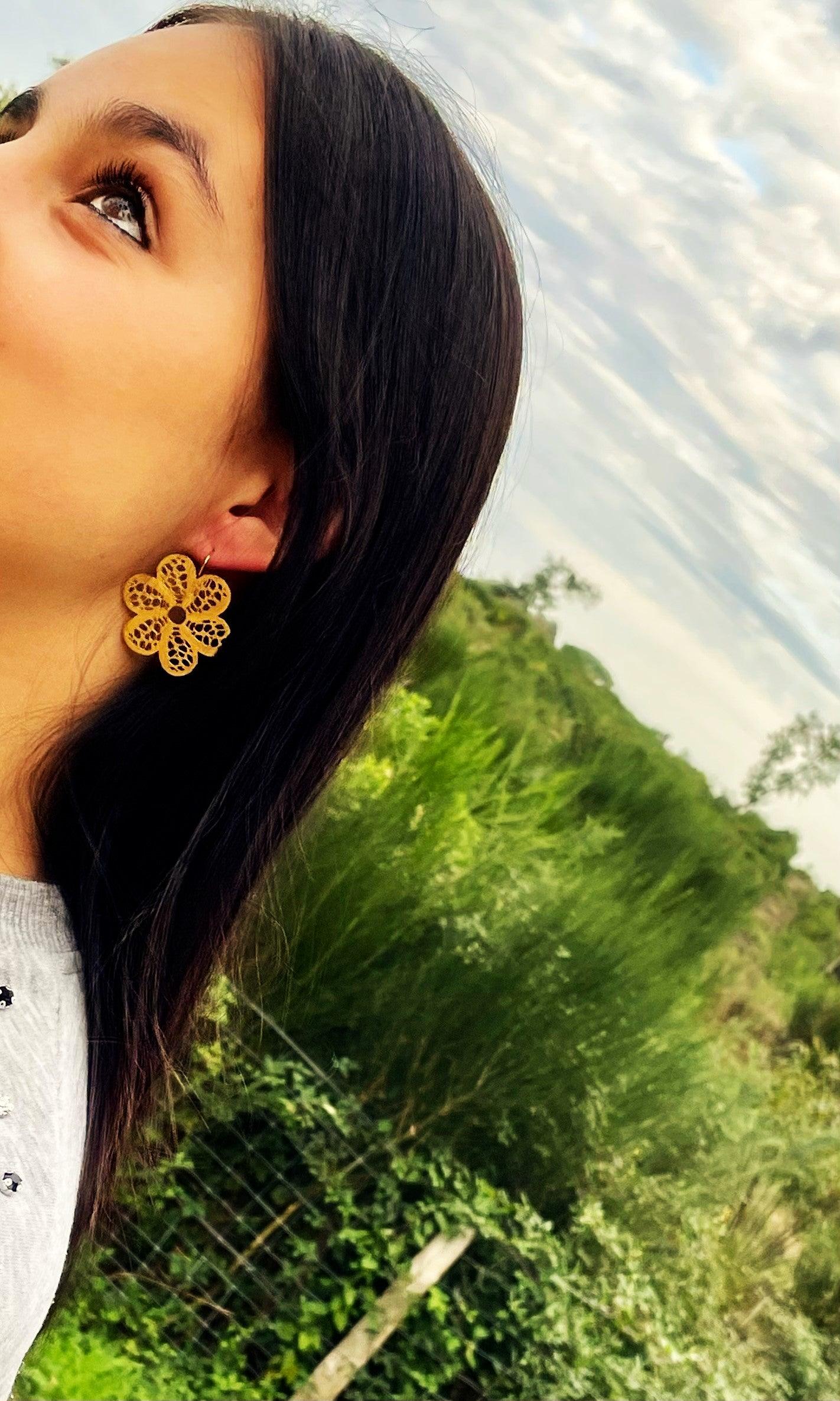 Boucles D'oreilles Fleur - Andreia Bijoux